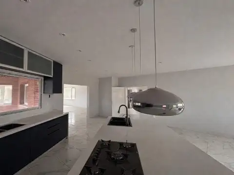 Casa en Venta 1 año