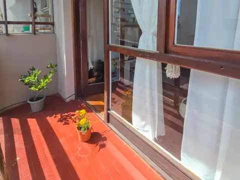 Temporada- Departamento 2 amb. - 25 de Mayo y Av. Independencia