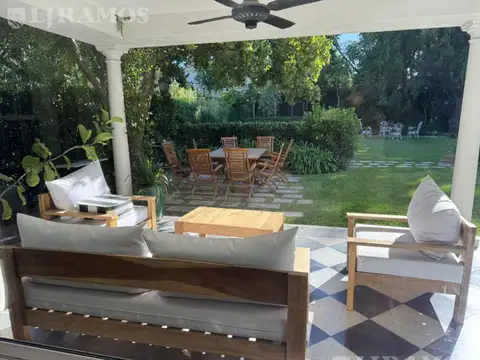 Casa en Alquiler al Este