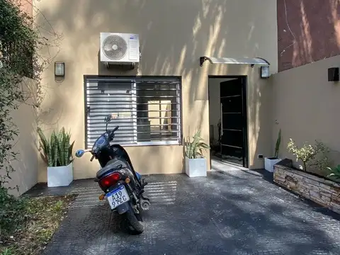 DUPLEX | 2 DORM | 147 m2 | COHERA | PARRILLA | PATIO TRASERO