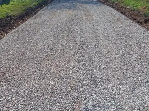 Calle Nº 49, entre calles Nº 16 y Nº 18. 100