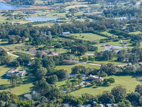 Chacra en venta de 5 has. en el Chorro con casa de 1000 m2
