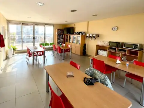 Oficina en Venta en Florida, USD 1.550.000