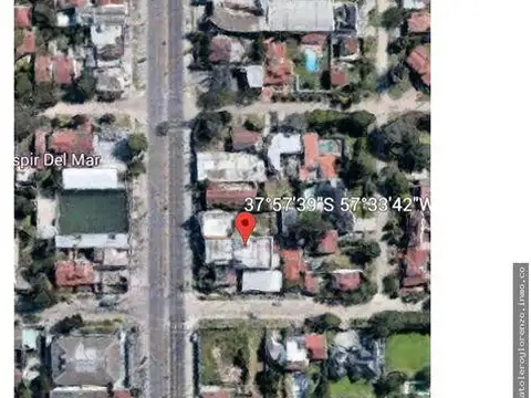 Predio de Gran metraje en Excelente esquina Av. Constitución