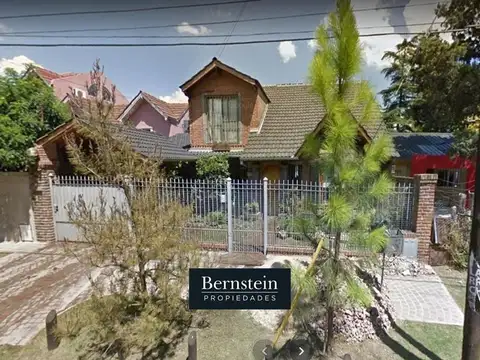 CASA EN VENTA :: 5 AMBIENTES :: UDAONDO