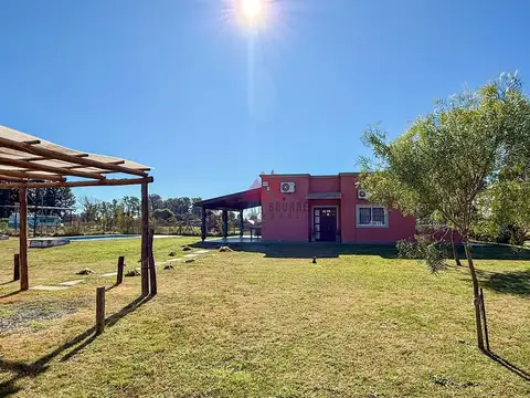 Casa  en Venta en Barrio Parque Los Pinos, Exaltación de la Cruz, G.B.A. Zona Norte