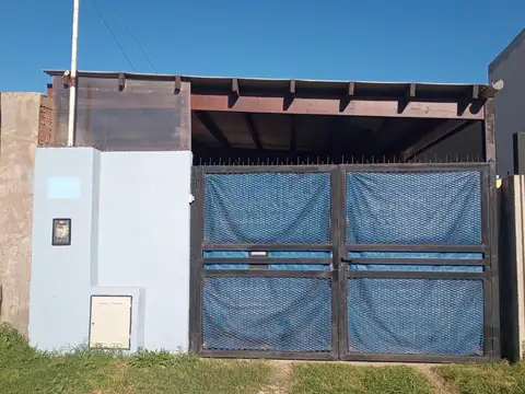 Casa en venta - 3 Dormitorios 1 Baño - Bahía Blanca