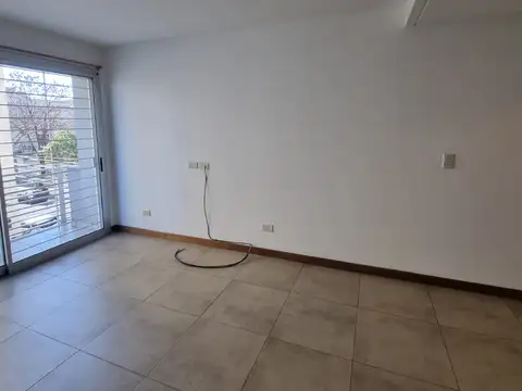 Departamento en Alquiler en Villa Ortuzar, $ 650.000