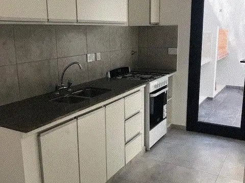 Casa en Alquiler en La Plata, $ 1.100.000