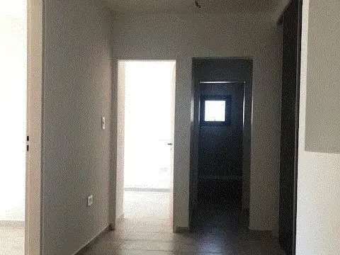 Casa 6 ambientes con 2 baños