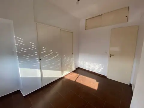 Departamento en Alquiler en San Justo, $ 800.000