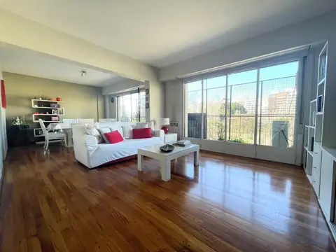 Departamento en Venta de 5 ambientes