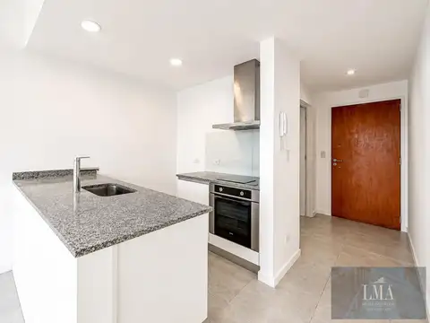 Departamento en Alquiler en Monte Castro, $ 800.000