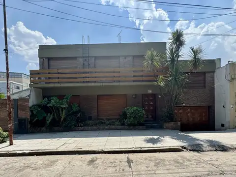 Casa en Venta en Santos Lugares, USD 240.000