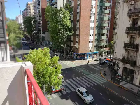 ALQUILER 4 AMBIENTES AV. CORRIENTES 3700 ALMAGRO