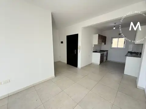 Oficina en alquiler de 3 ambientes con cochera - San Martín