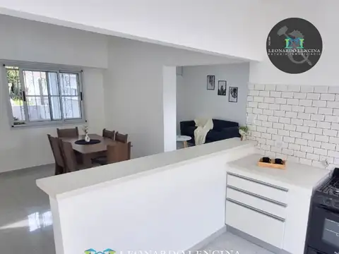 CASA 3 AMB, CON PATIO, QUINCHO Y GARAJE EN PARQUE LURO