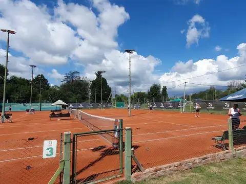 Lujan  al 100