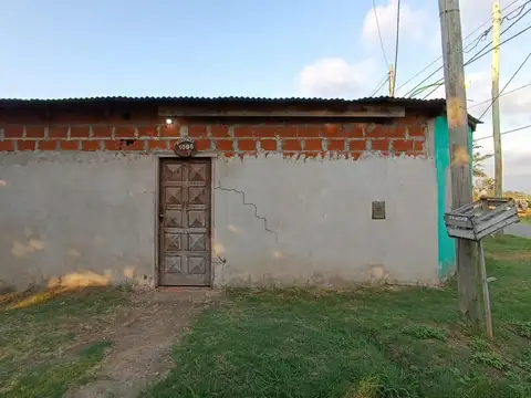 Casa en Venta a Refaccionar en B° Lubo FINANCIADO 