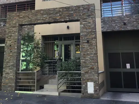 VENTA DPTO 2 DORMITORIOS Y COCHERA QUINTA SECCION