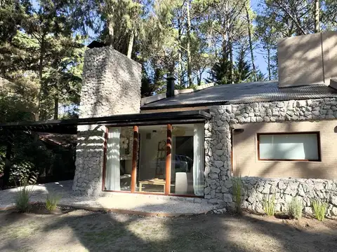 CASA EN VENTA, LISTA PARA VACACIONAR, CARILO