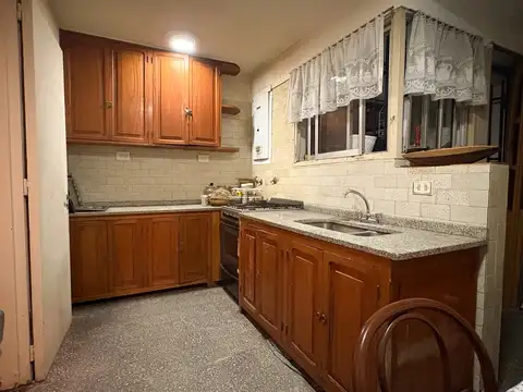 AMPLIO SEMIPISO DE 4 AMBIENTES 117 METROS PROPIOS