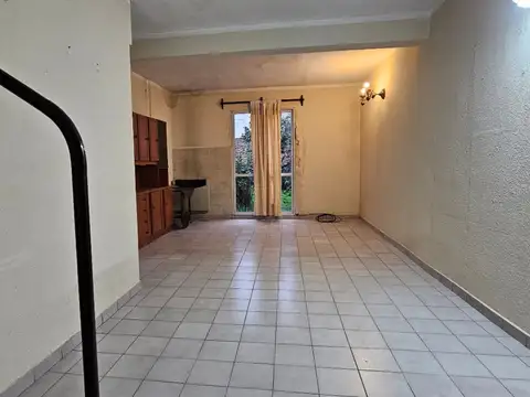En Venta/ PH de 3 dormitorios  Paul Harris 2868. Bahia  Blanca 100