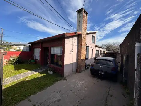 Casa venta longchamps en block mas departamento