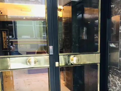 Departamento de 2 ambientes con balcon en Alquiler