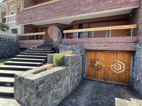 Manuel Corvalán 100