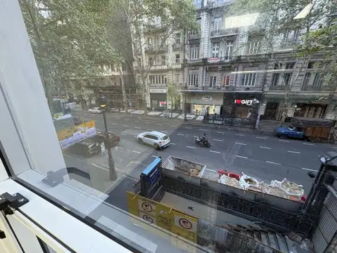 PISO DE OFICINA EN ALQUILER - EXPENSAS INCLUIDAS EN EL PRECIO