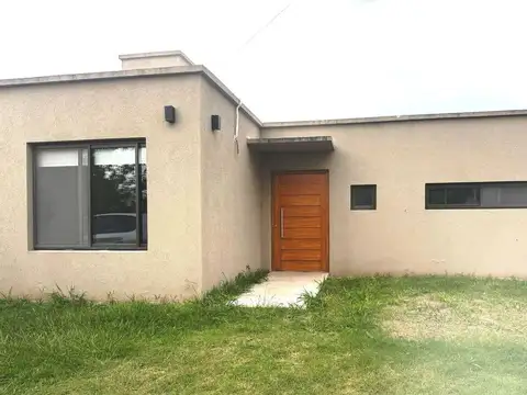 Casa en Alquiler de 2 dormitorios