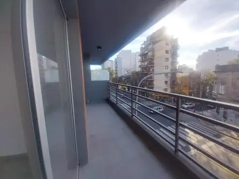 VENTA DE DOS AMB EN FLORES CON SUM - OPORTUNIDAD!