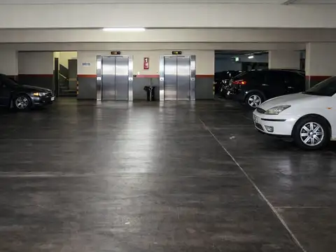 Presidente José Evaristo Uriburu 400