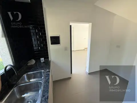 Depto Tipo Casa 4 ambientes con 2 baños