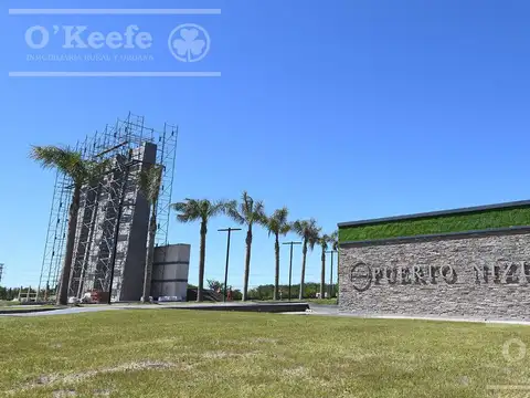 Lote en venta con fondo a canal de agua  en Puerto Nizuc ,  Guillermo Hudson