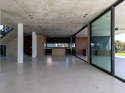 Casa en Venta en Puertos - Barrio Marinas, USD 1.490.000