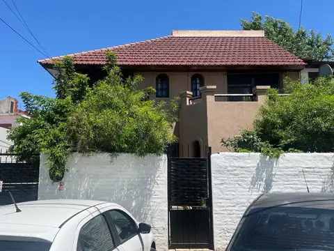 Depto Tipo Casa en Venta de 4 ambientes