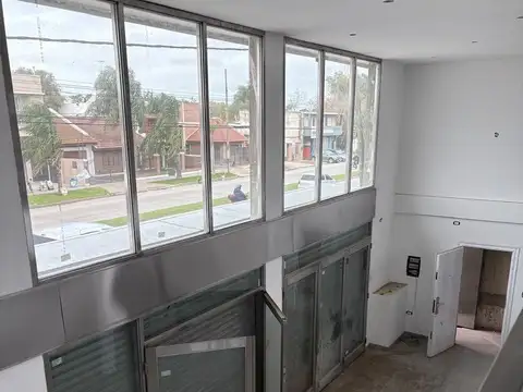Local en Alquiler en Melchor Romero, $ 1.600.000
