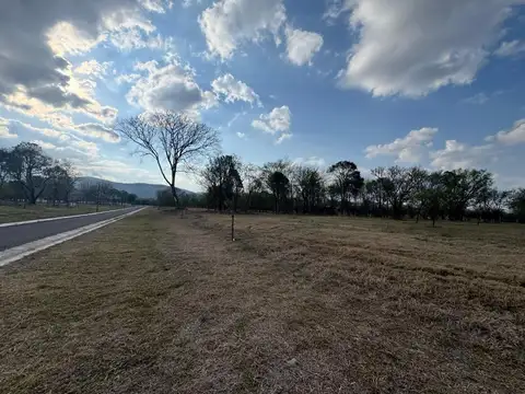 Terreno en Venta en Zona Centro, USD 70.000