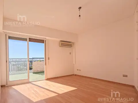 Departamento 3 ambientes en Monte Castro 