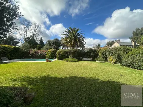 Casa en venta o alquiler temporario en Barrio cerrado El Molino Pilar