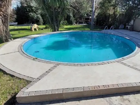 COMPLEJO 3 CASAS QUINTA PILETA EN VENTA, MORENO.