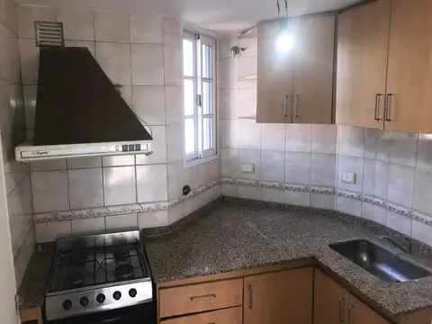 Departamento en Alquiler en Burzaco, $ 480.000