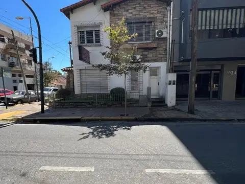 Peron 1100 , Piso PA