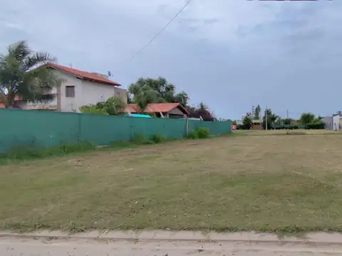 VENTA - Lote de terreno Barrio Las Acequias, Roldan.