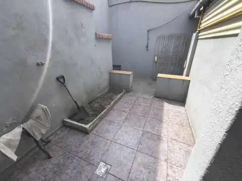 Depto Tipo Casa en Venta de 2 ambientes