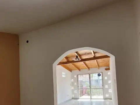 ¡VENTA! Dúplex en Barrio Uritorco ¡Apto Crédito!