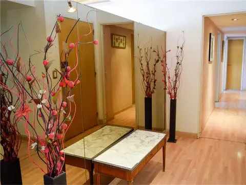 Departamento 6 ambientes con 4 baños
