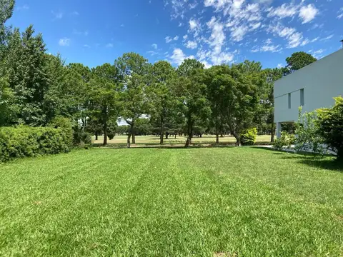 VENTA TERRENO EL PASO FRENTE A CANCHA DE GOLF